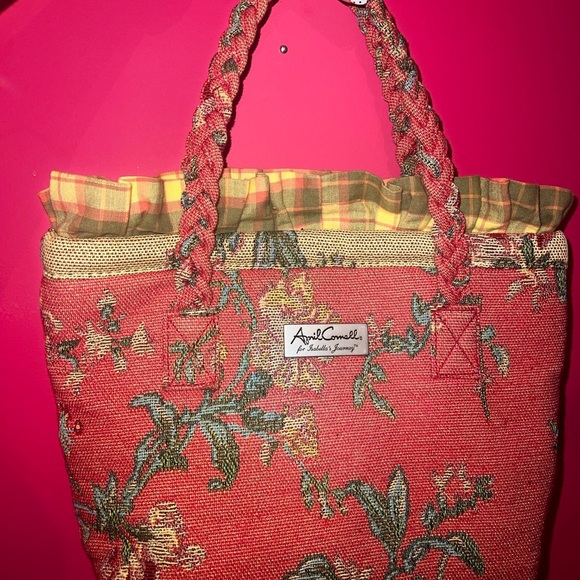 Isabella’s Journey Red and Green Floral Mini Shoulder Tote Bag - Picture 2 of 6